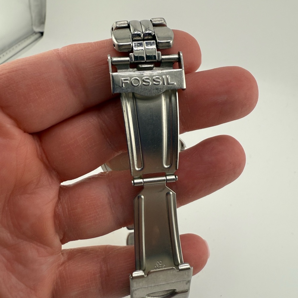 Fossil Rhinestone stainless steal watch. AM3480 - Picture 3 of 7